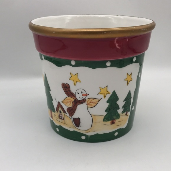 Ceramic Christmas Scene Glazed & Hand Painted Pot/Planter - Picture 3 of 7